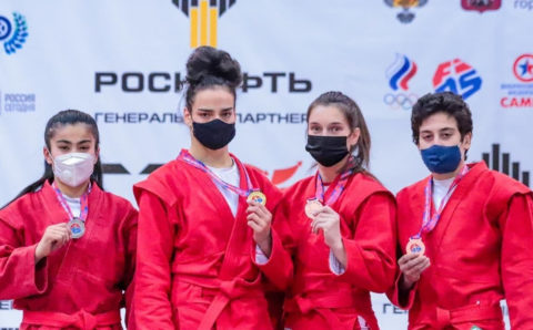 Самбистка из Подмосковья Карина Черевань завоевала Кубок мира по самбо