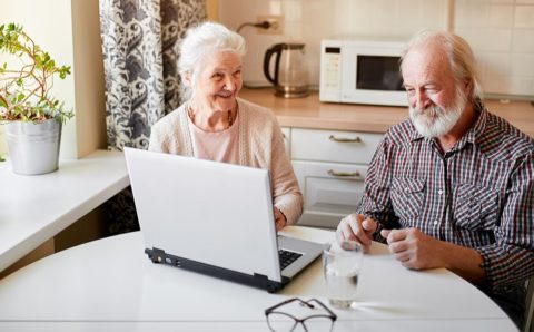 За девять месяцев число участников «Московского долголетия» выросло втрое