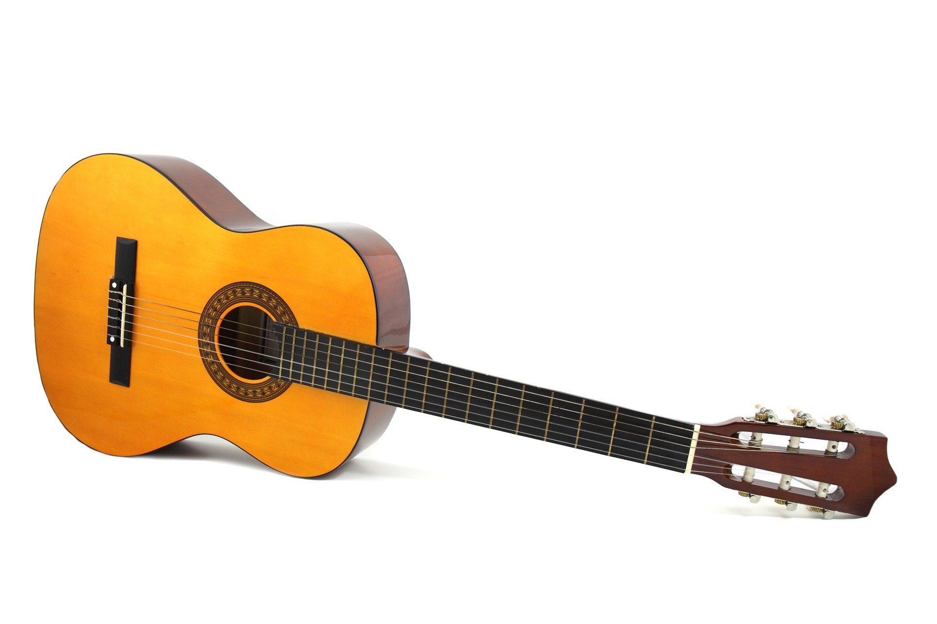 Классическая гитара. Источник фото Pixabay.com