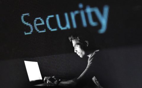Эксперт: Разработка Касперским антихакерского смартфона станет достойным ответом США