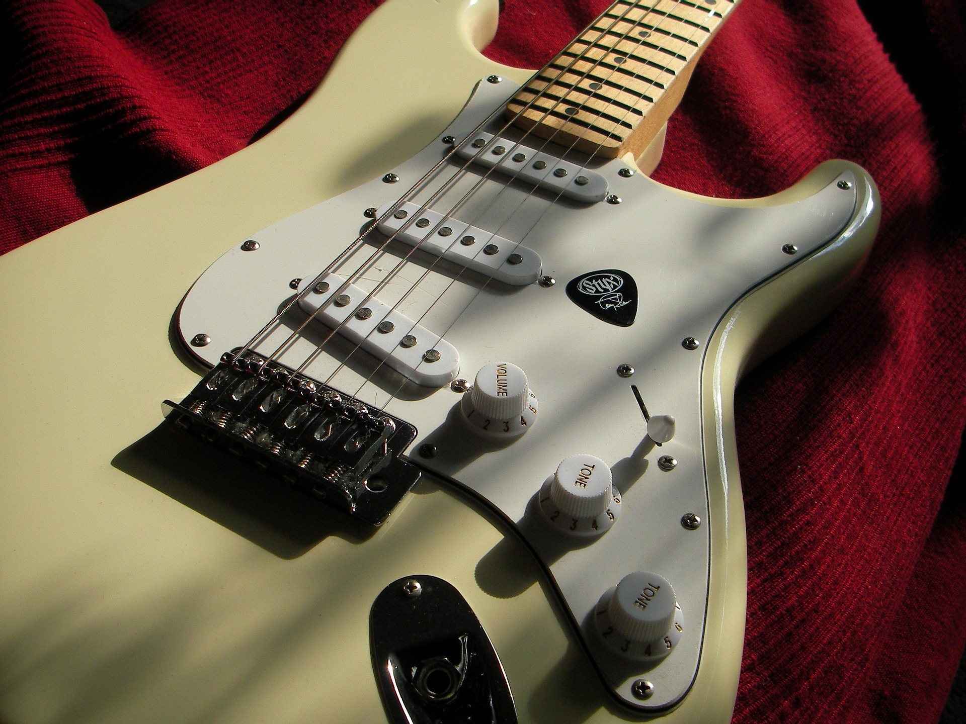 Fender Stratocaster. Источник фото pixabay.com/