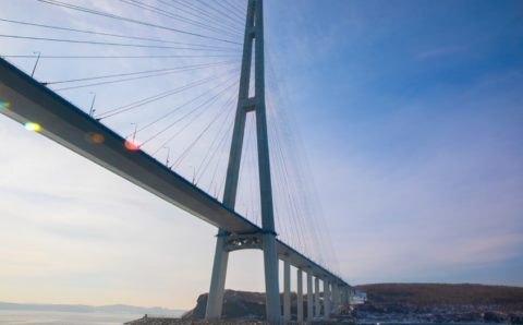 По мосту на остров Русский во Владивостоке открыли движение