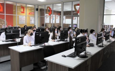 В Подмосковье неотложную социальную помощь можно оформить в один клик