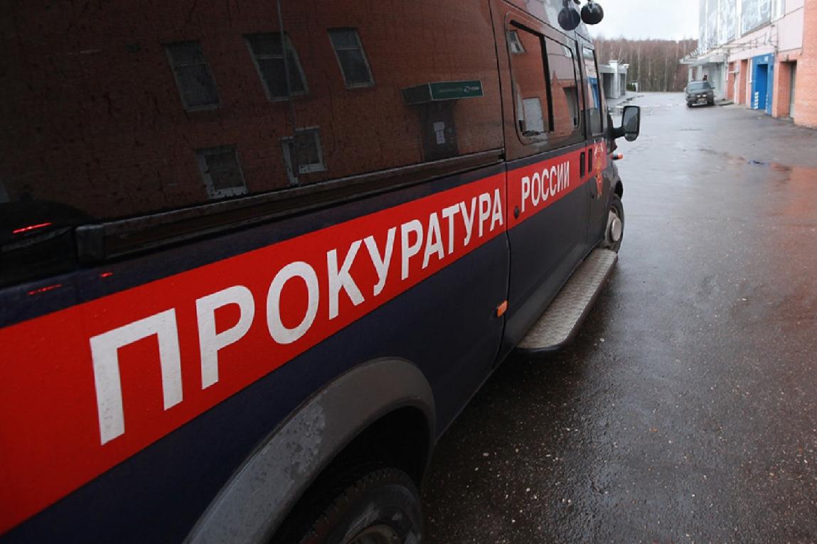 Десять пассажиров микроавтобуса на Колыме отравились угарным газом