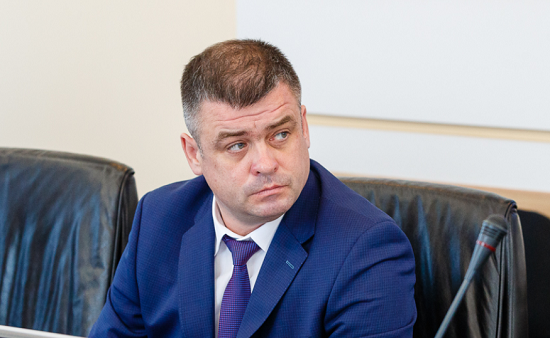 Во Владивостоке назначили нового заместителя мэра после скандала со скамейками