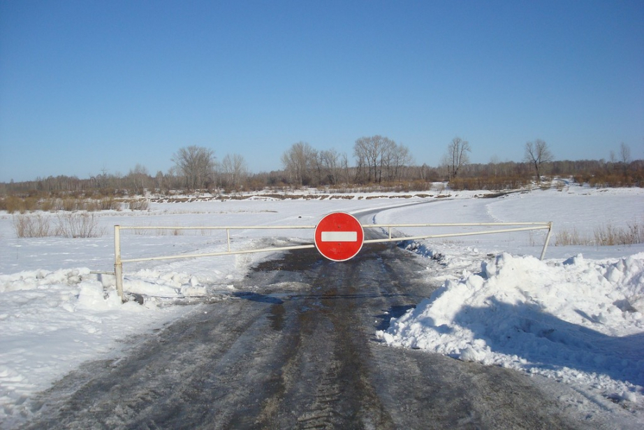 Жителей Хабаровского края призвали не выезжать на лёд