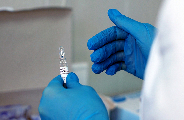 Приморский край получит 90 000 доз антиковидной вакцины