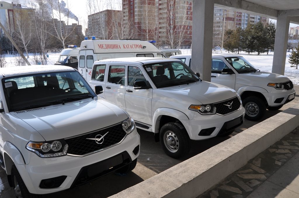 Районные больницы Приамурья получили три новых автомобиля