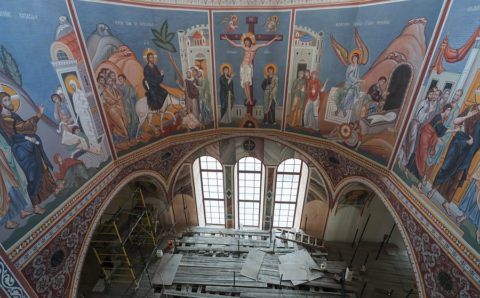 В Волгограде в храме Александра Невского завершили роспись фрески