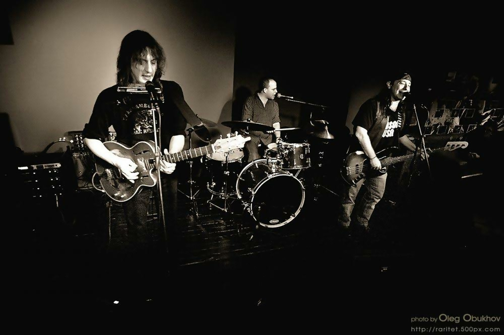 "SOBO Blues Band" на одном из сибирских концертов. 2011 г. Фото из личного архива Д. Кримана.