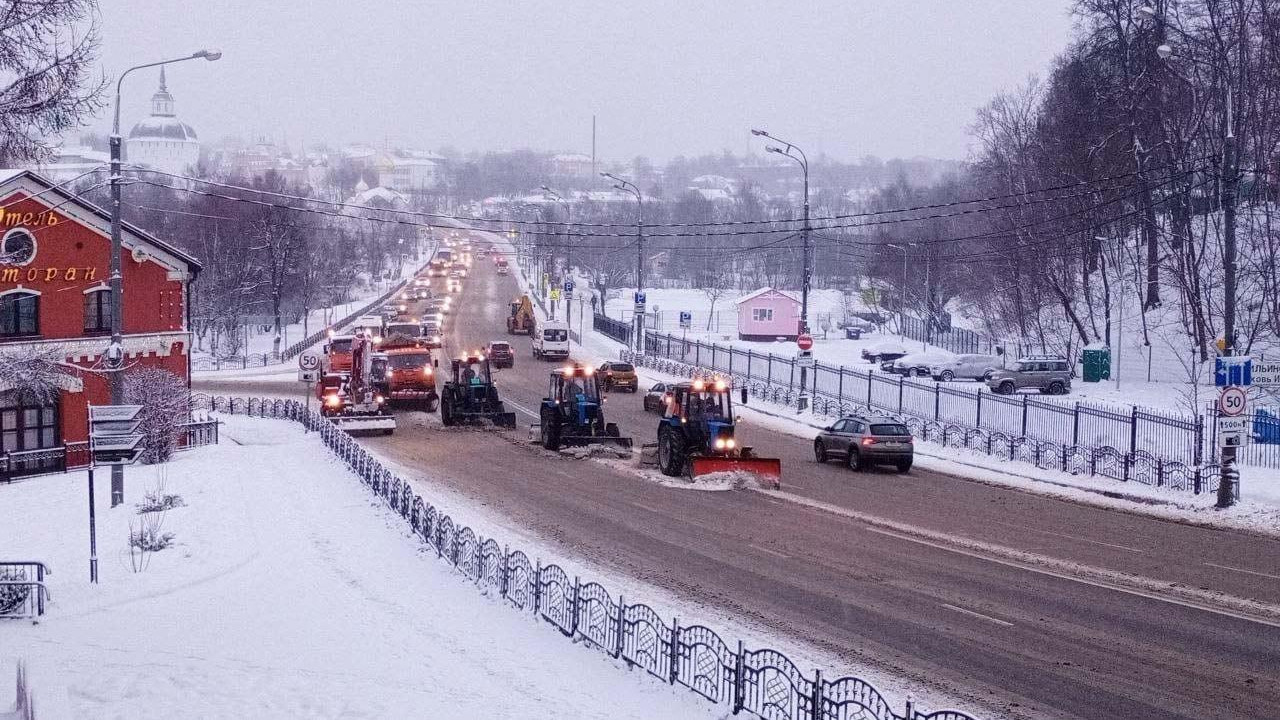 В Московской области активно борются со снегопадами