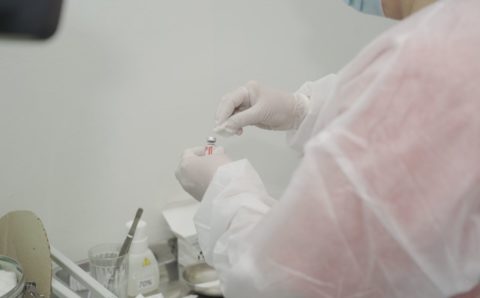 Вице-министры здравоохранения Казахстана получили вторую дозу «Спутника V»