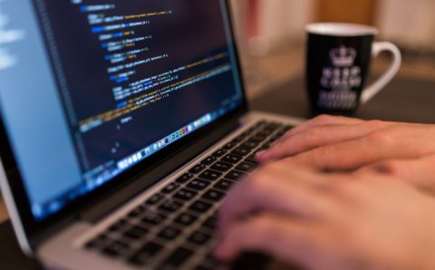 Кабмин утвердил правила поддержки социально значимых проектов СМИ