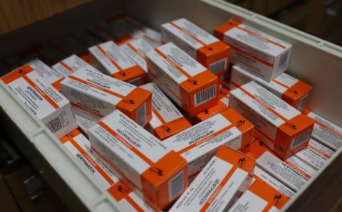 В Курской области во всех поликлиниках откроют пункты выдачи льготных лекарств