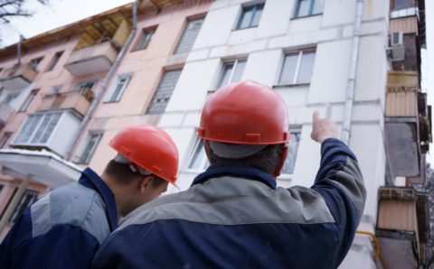 За 2021 год в Якутии проведут капремонт 446 жилых домов