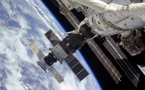 Экипаж МКС дополнительно выйдет в открытый космос