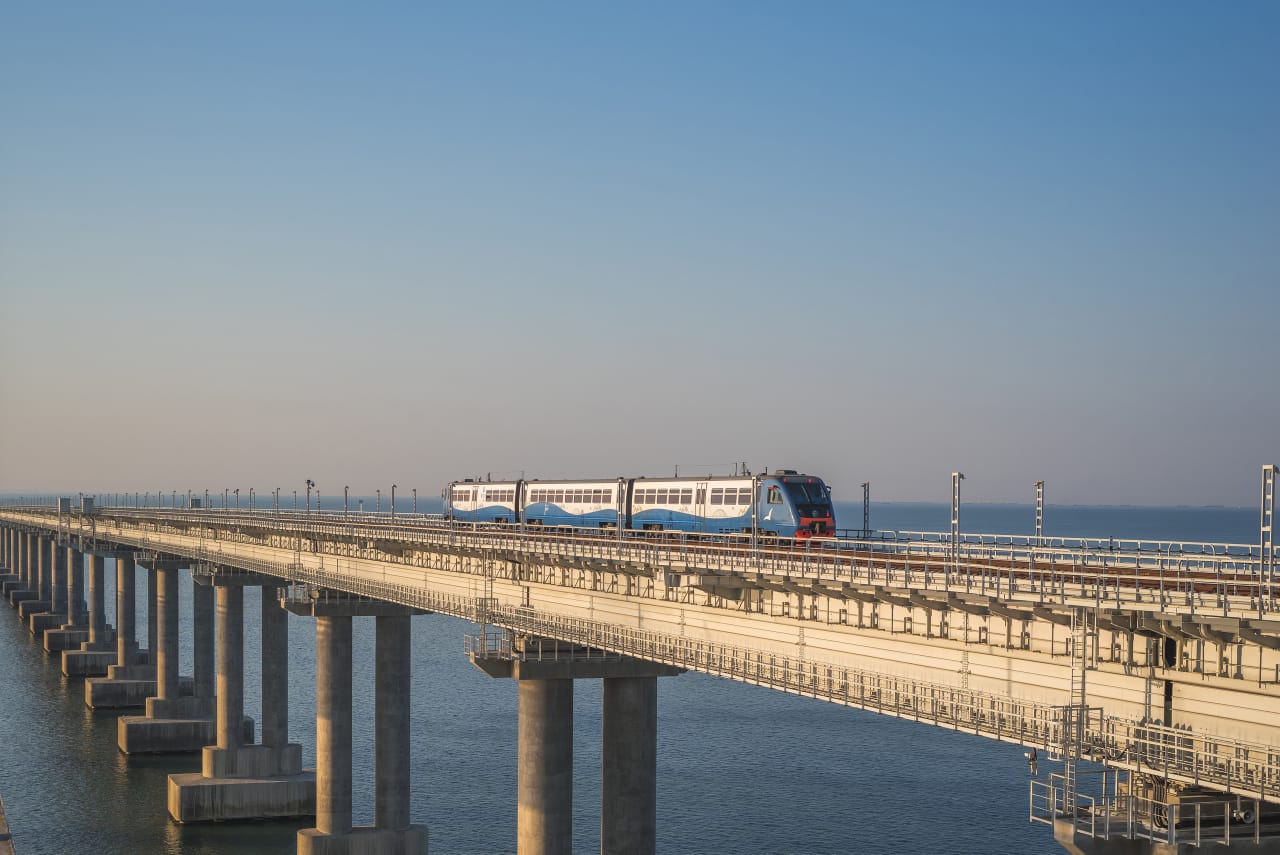 Движение на автодорожной части Крымского моста возобновлено