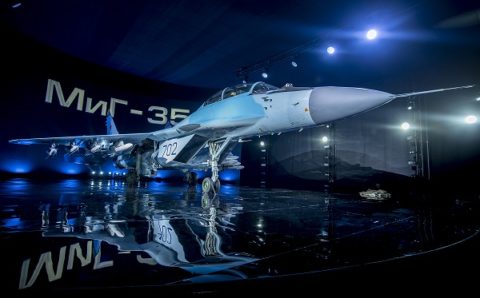 В московском метро запустили трансляции видеороликов об истребителях «МиГ»