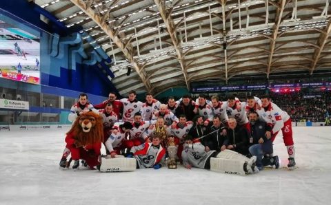 Красноярский «Енисей» стал чемпионом России по хоккею с мячом