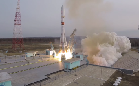 Роскосмос вывел на орбиту новые британские спутники
