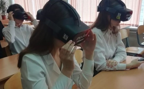 Школьники Тосно участвуют в технологичном эксперименте Сколково