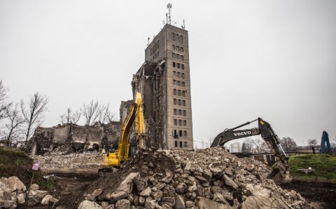В Подмосковье ликвидировали более 260 недостроенных зданий