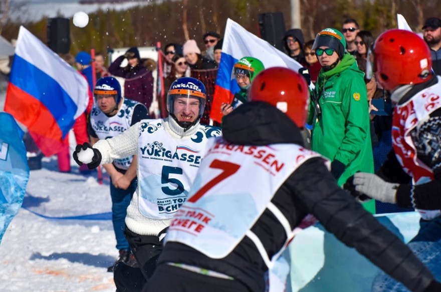 В Мурманской области завершился турнир по боям снежками