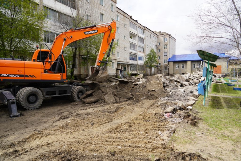 В Амурской области приступили к благоустройству дворов