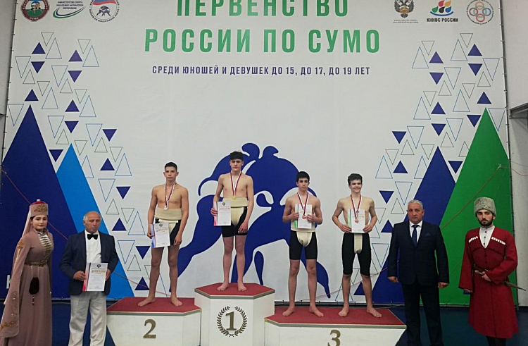Молодые спортсмены Приморья получили медали на первенствах России