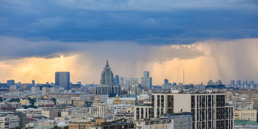 Москвичей предупредили о дождях и грозах