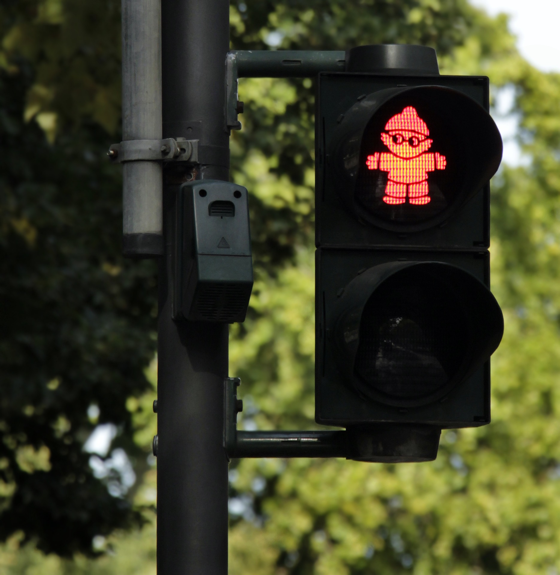 Пешеходные переходы Краснодара оборудуют «умными» светофорами