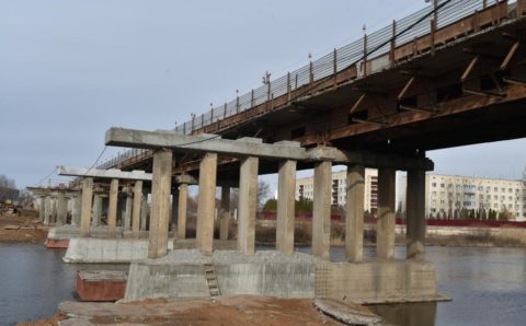 Астраханцам пообещали завершить ремонт на Милицейском мосту в ноябре