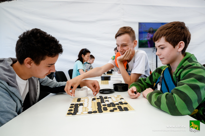 Во Владивостоке открылся всемирный фестиваль го Genius Extreme