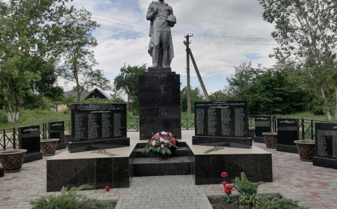 На Кубани восстановили два воинских захоронения