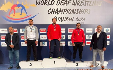 Две золотых медали завоевал на Чемпионате мира по борьбе среди слабослышащих Алексей Шемаров