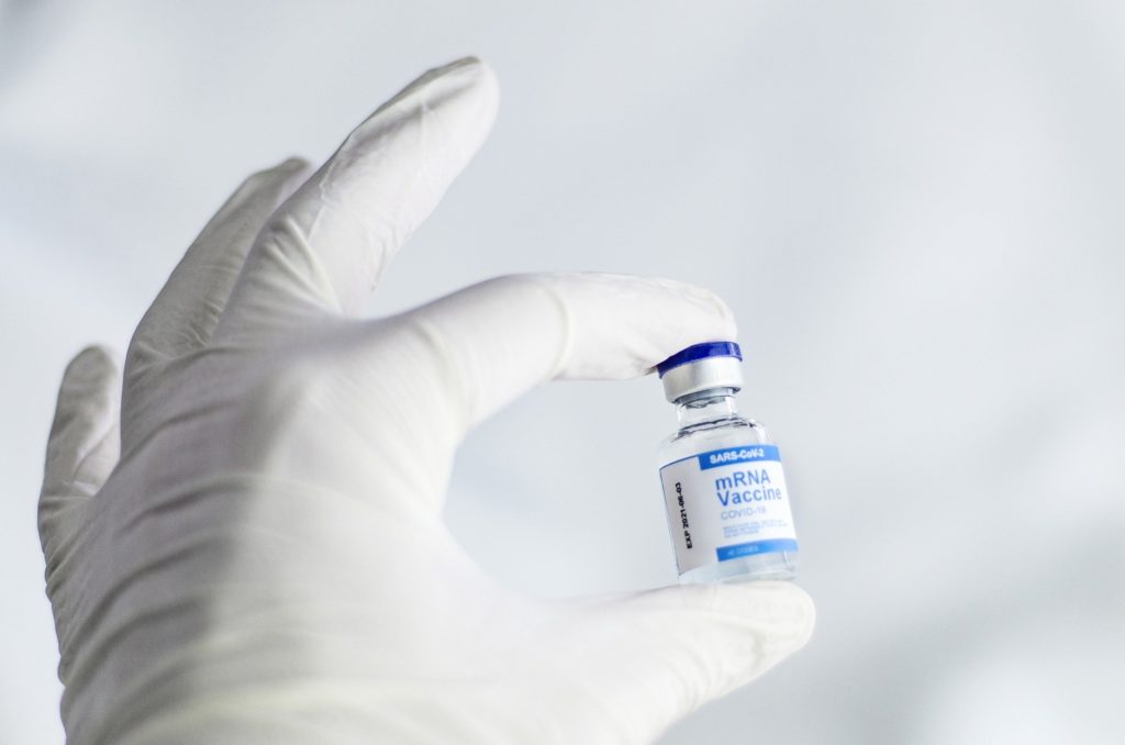 Пятьдесят тысяч доз антиковидной вакцины получила Брянская область