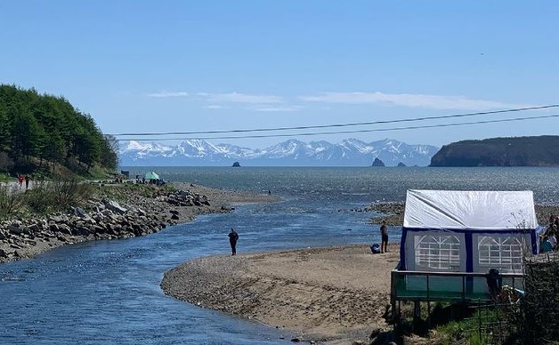 Новый глава крупнейшего города Аляски планирует посетить Магадан