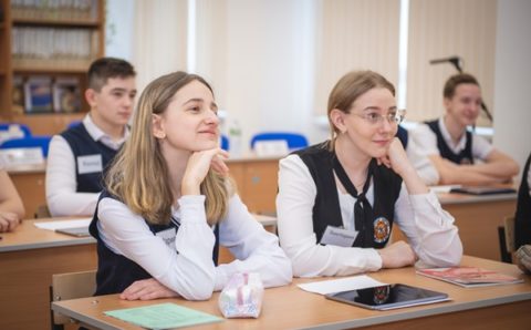 Саратовские школьники и студенты получат «Пушкинские карты»