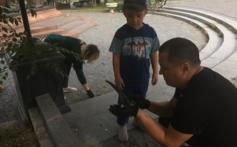 Активисты собрали 20 мешков мусора в читинском сквере любви и верности