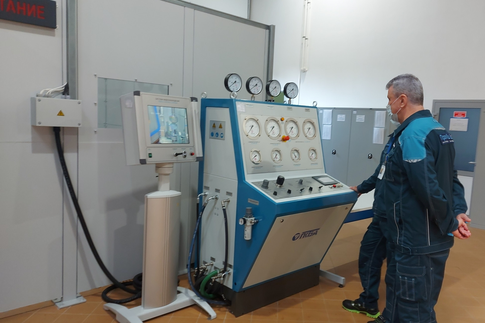 В Ростове-на-Дону открыли лабораторный комплекс по испытанию машин