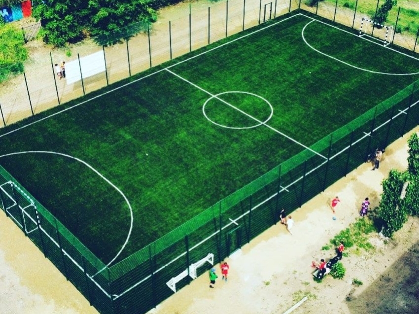 Новая футбольная площадка появилась в Чите