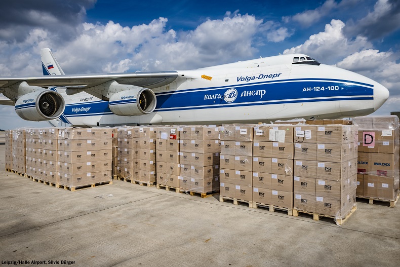 Самолеты компании «Волга-Днепр» отправили гуманитарную помощь Намибии