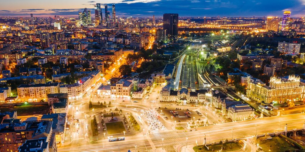 В Москве заменили несколько тысяч галогеновых ламп на светодиодные