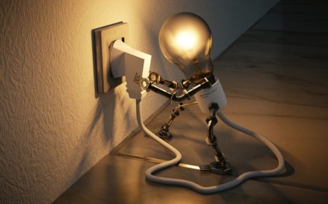 Жителям Удмуртии вернули свет после грозы