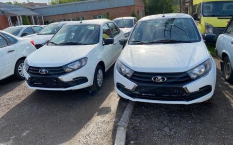 Сельские медики Красноярского края получили новые автомобили