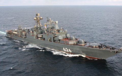 Заход больших десантных кораблей в бухту Севастополя показали на видео