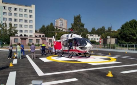 Детская больница во Владимире приняла первую «воздушную» скорую
