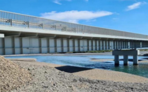 Мост через реку Пучевеем на Чукотке достроят за 238 млн рублей