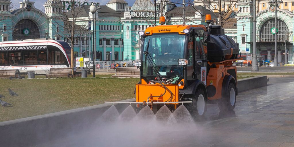 Московские дороги промоют с шампунем