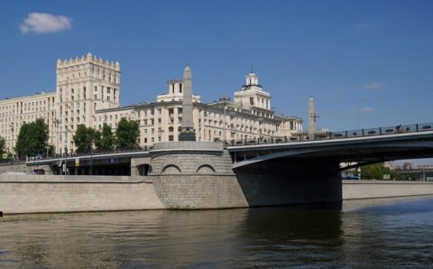 Бородинский мост в Москве частично перекроют на полторы недели